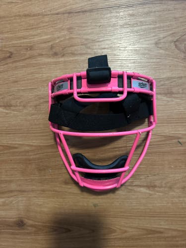 Used Schutt ST1 Face Guard