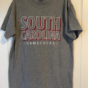 University Of South Carolina Gamecocks Gray Used Adult Medium Unisex  Shirt