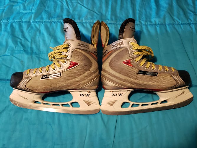 Senior Used Nike/Bauer Vapor XXII Hockey Skates Regular Width 8