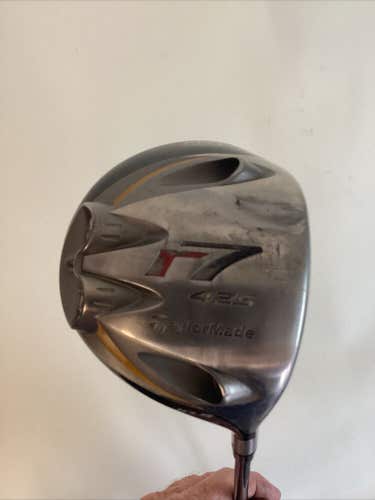 TaylorMade R7 425 Driver 10.5* With Reax Stiff Graphite Shaft