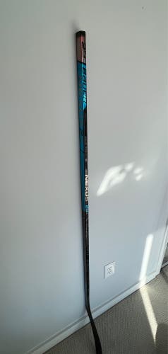 Bauer Nexus 2N Pro Hockey Stick P28 Left 70 Flex