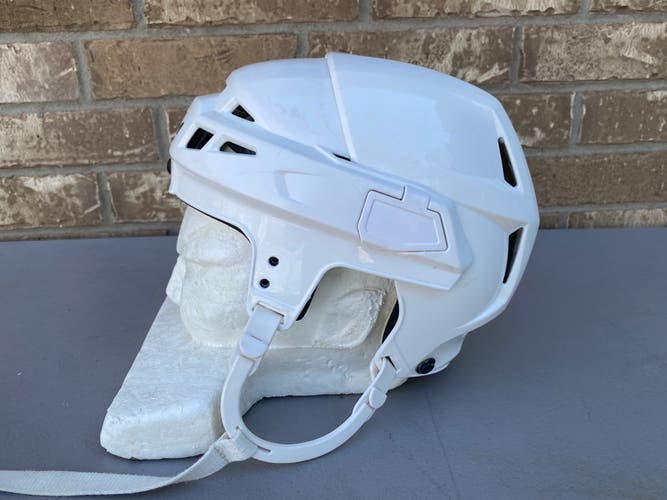 CCM V08 Pro Stock Hockey Helmet White Small 5162