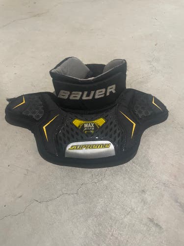 Bauer Goalie Neck Gaurd