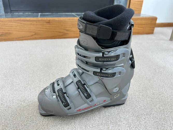 Nordica T3.2W  Woman's Ski Boots Soft Flex