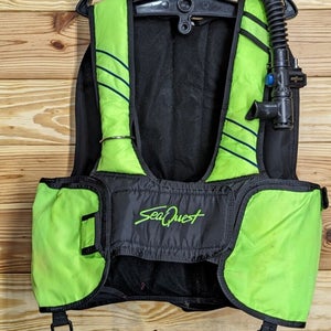 SeaQuest Scuba Dive BC BCD M, L Medium Large Buoyancy Compensator Vest Jacket