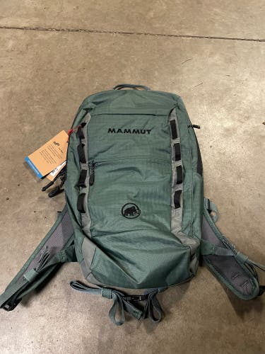 New Mammut Ski Backpack