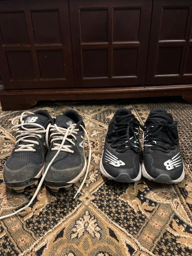 Black Used NE Size 7 Low Top Cleats / NE Size 7 Turf Cleats