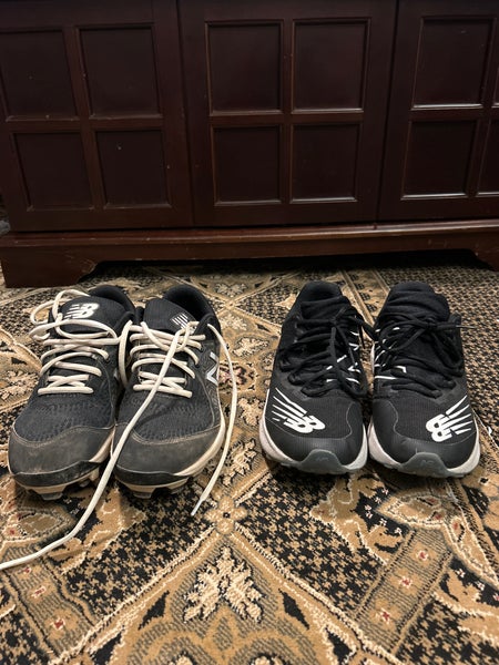 Black Used NE Size 7 Low Top Cleats / NE Size 7 Turf Cleats