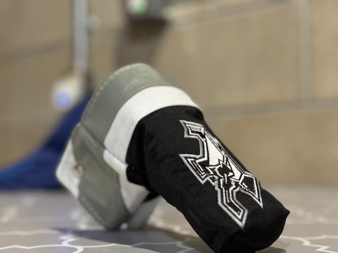 Friar Putter Cover