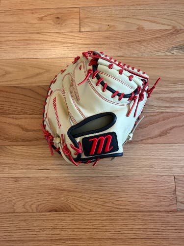New Marucci 33.5” RHT Oxbow Series Catcher Mitt