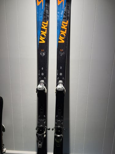 VOLKL 173 cm All Mountain RTM Skis with Marker Adjustable Bindings