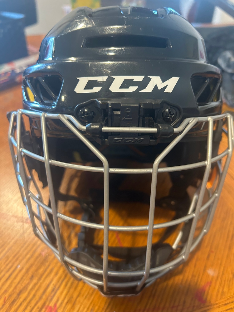 Used Youth  CCM FL3DS Helmet