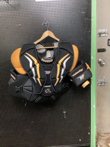 Vaughn V7 Int Small Goalie Chest Protector
