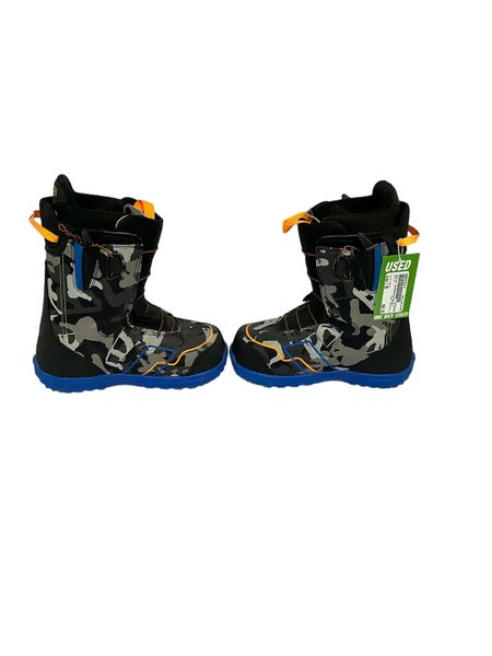 Used Burton Amb Smalls Junior Snowboard Boots Size 5 SidelineSwap