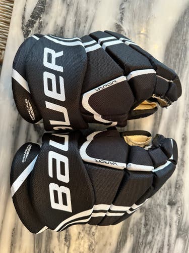 Used Bauer Vapor X3.0 Gloves 15"