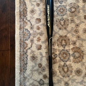Used BBCOR Certified AXE Composite Avenge Bat (-3) 29 oz 32"