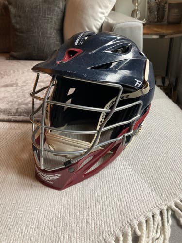 Cascade R Helmet Navy/Maroon