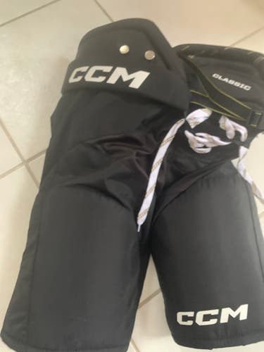 Senior New Large CCM classicTacks Hockey Pants