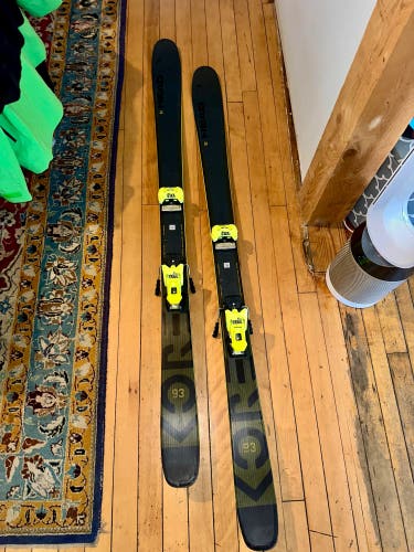 Head Kore 93 Skis 184cm w/Attack 14 binding