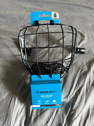 Size small S23 Bauer II Cage hockey facemask