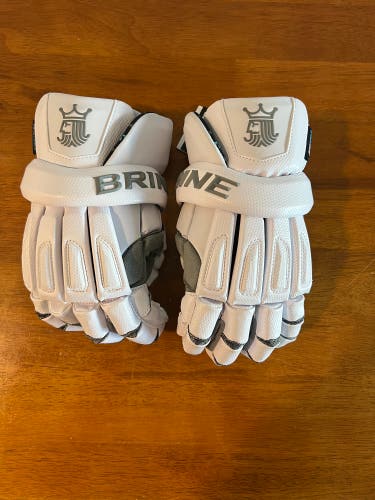 New Brine King Elite Gloves