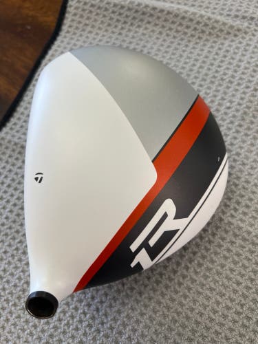 Taylormade R1 Tour issue Driver Head