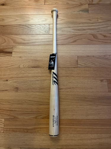 New 2024 Marucci AB2 Pro Model Maple 33”/30 oz