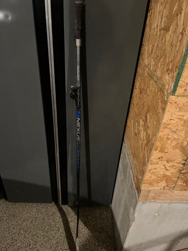 Used Right Handed P92 Nexus 6000 Hockey Stick