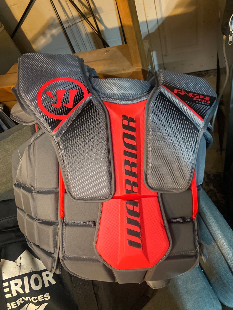 New Large Warrior Pro Stock Ritual G4 Pro Goalie Chest Protector