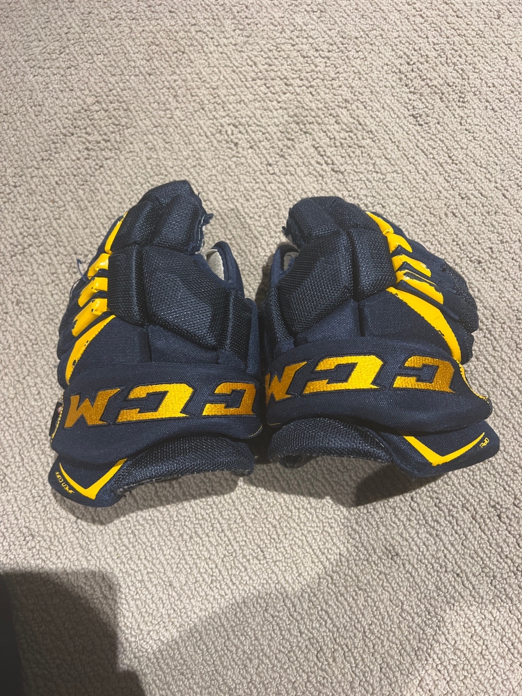 Used CCM 11" Pro Stock Jetspeed FT4 Gloves