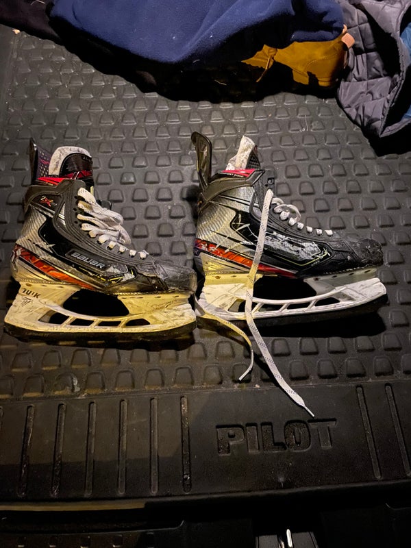 Used Bauer Regular Width  8.5 Vapor 2X Pro Hockey Skates
