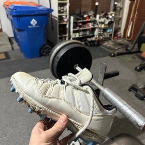 jordan 11 columbia blue cleats