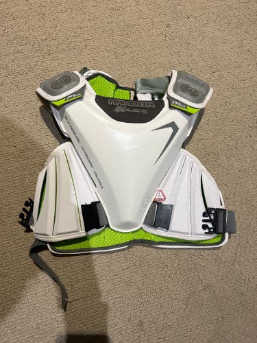 Used Medium Maverik MAX EKG Shoulder Pads