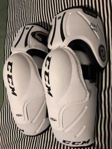 CCM 19K Elbow Pads Pro Stock Medium