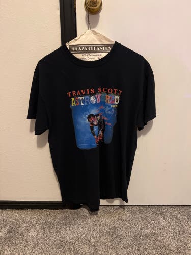 Travis Scott Astroworld concert tee shirt