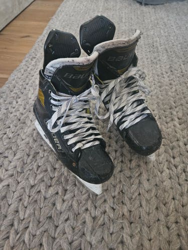 Used Bauer Supreme 3S Pro Hockey Skates size 6 fit 2
