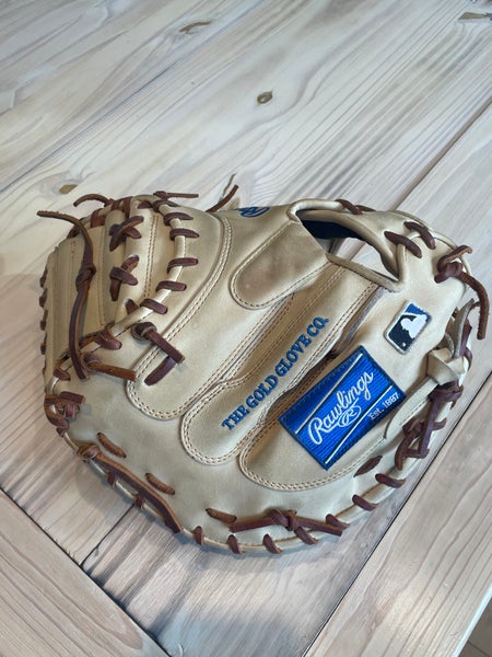 Rawlings heart of the hide Catchers Mitt