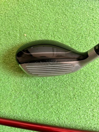 Men's Right Handed Stiff Flex 3 Hybrid R9