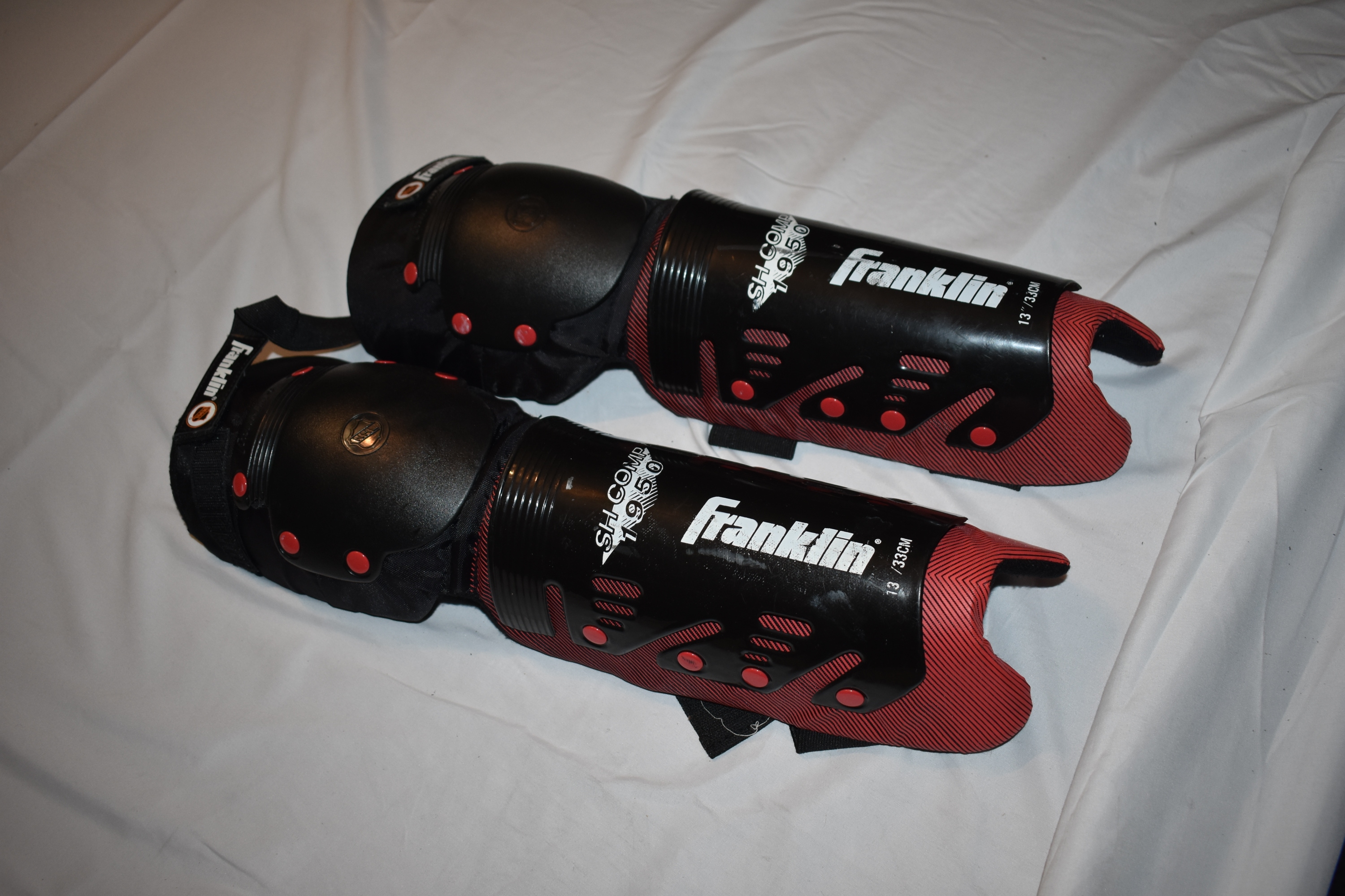 Franklin SH COMP 1950 Hockey Shin Pads, 13 inches - Great Condition!