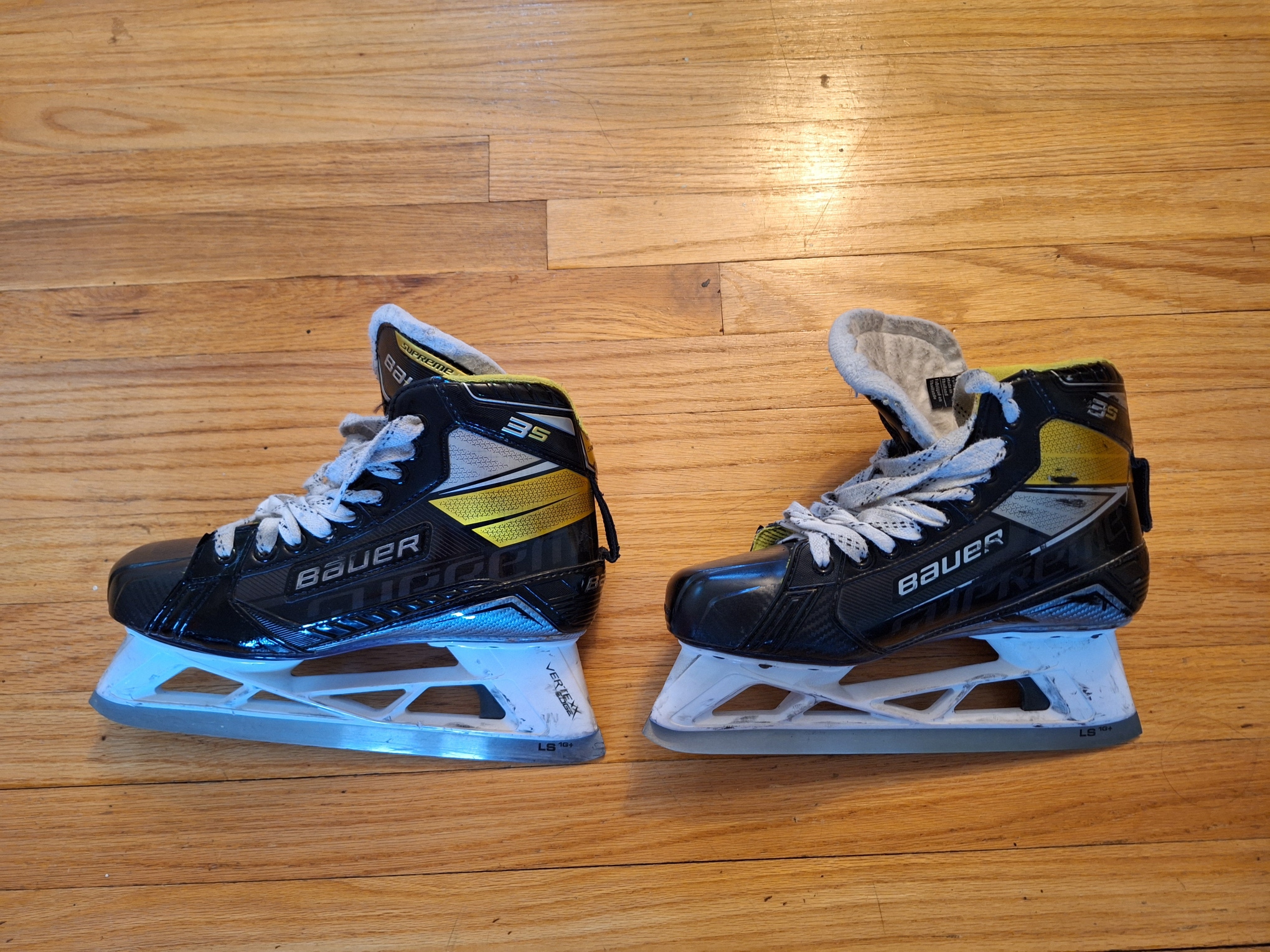 Size 8 - Senior Used Bauer Supreme 3S Hockey Goalie Skates Regular Width 8