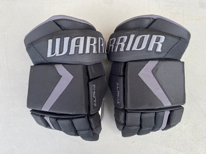 Warrior Alpha LX Pro Stock Hockey Gloves 14" Black 5175