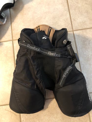 Used Small Reebok Sc4 Hockey Pants