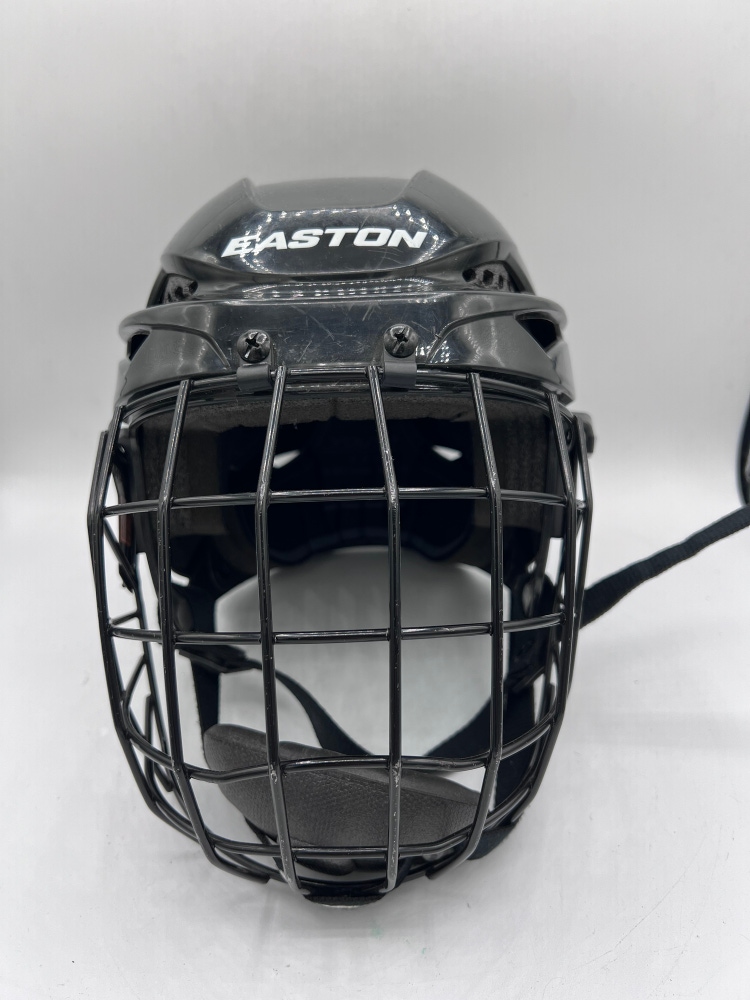 Easton E200 Hockey Helmet Youth sz 6-6 1/2 19”-20.5” Black E200FM YTHIENF