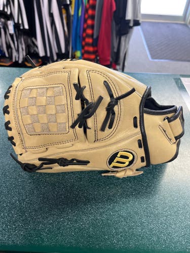 Wilson A1002 FP125 Outfield 12.5" A1000 Softball Glove