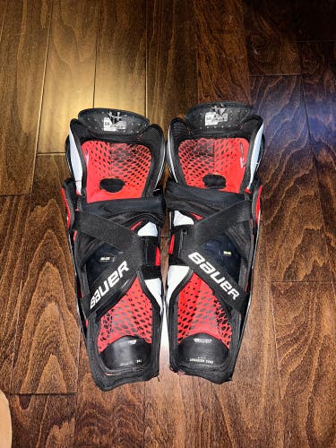 Used Bauer 16" Vapor Shin Pads