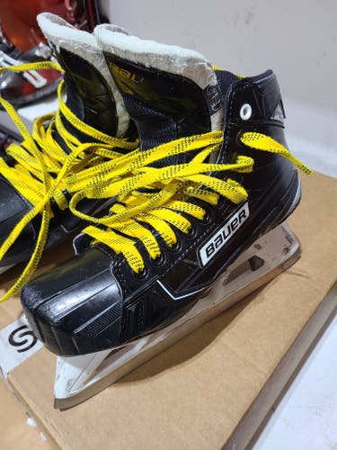 Senior Used Bauer Supreme S190 Hockey Goalie Skates Regular Width 8.5