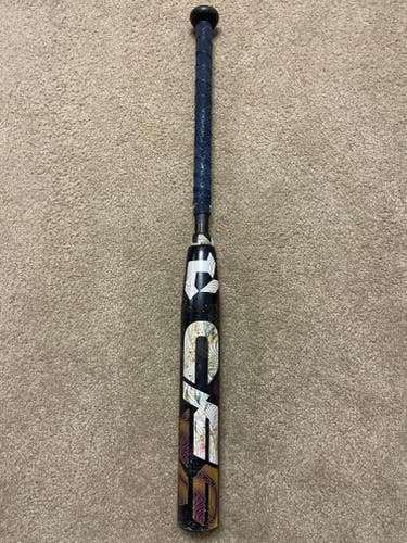 Used 2022 DeMarini Composite CF Bat (-11) 18 oz 29"