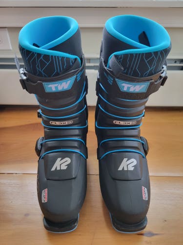 Used Men's K2 Park Ski Boots Medium Flex