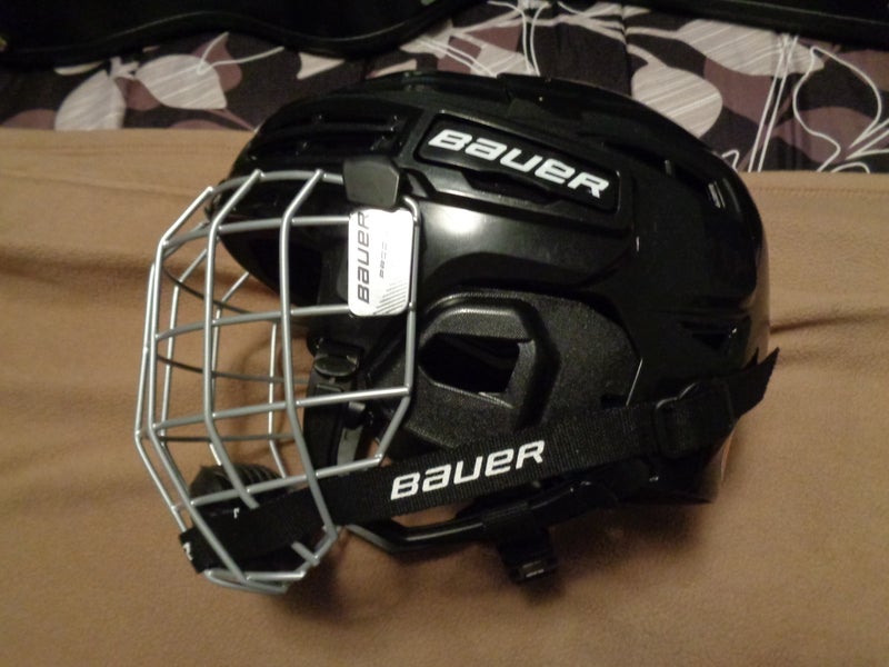 Youth Used Small Bauer Prodigy Helmet