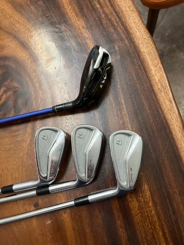 Taylormade 4 Hybrid, P7 Mc 8,9,Pw And Spider X Putter